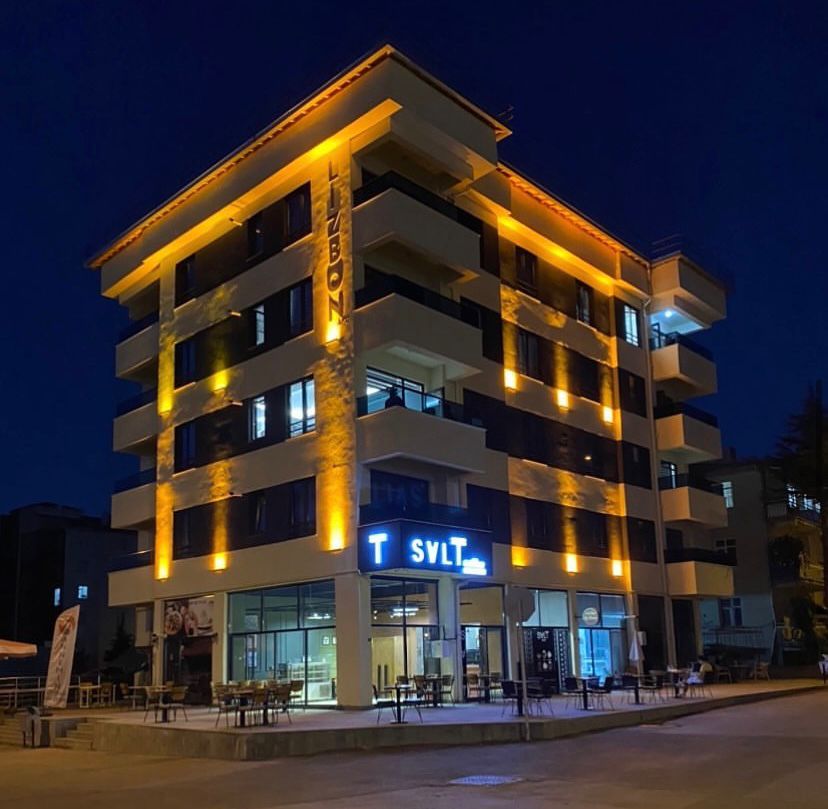 Kayseri Bayan Apart
Lizbon Apart
Erciyes Üniversitesine Yürüme mesafesinde
Talas Bayan Apart